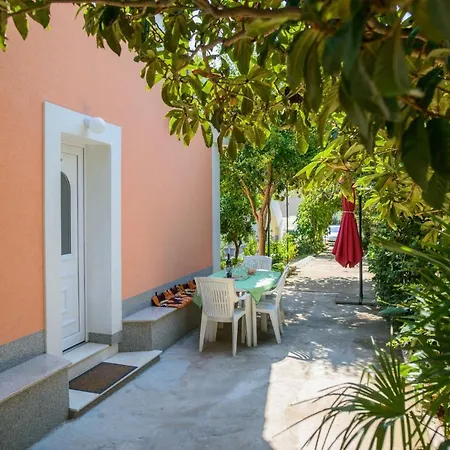 House Mirjana *